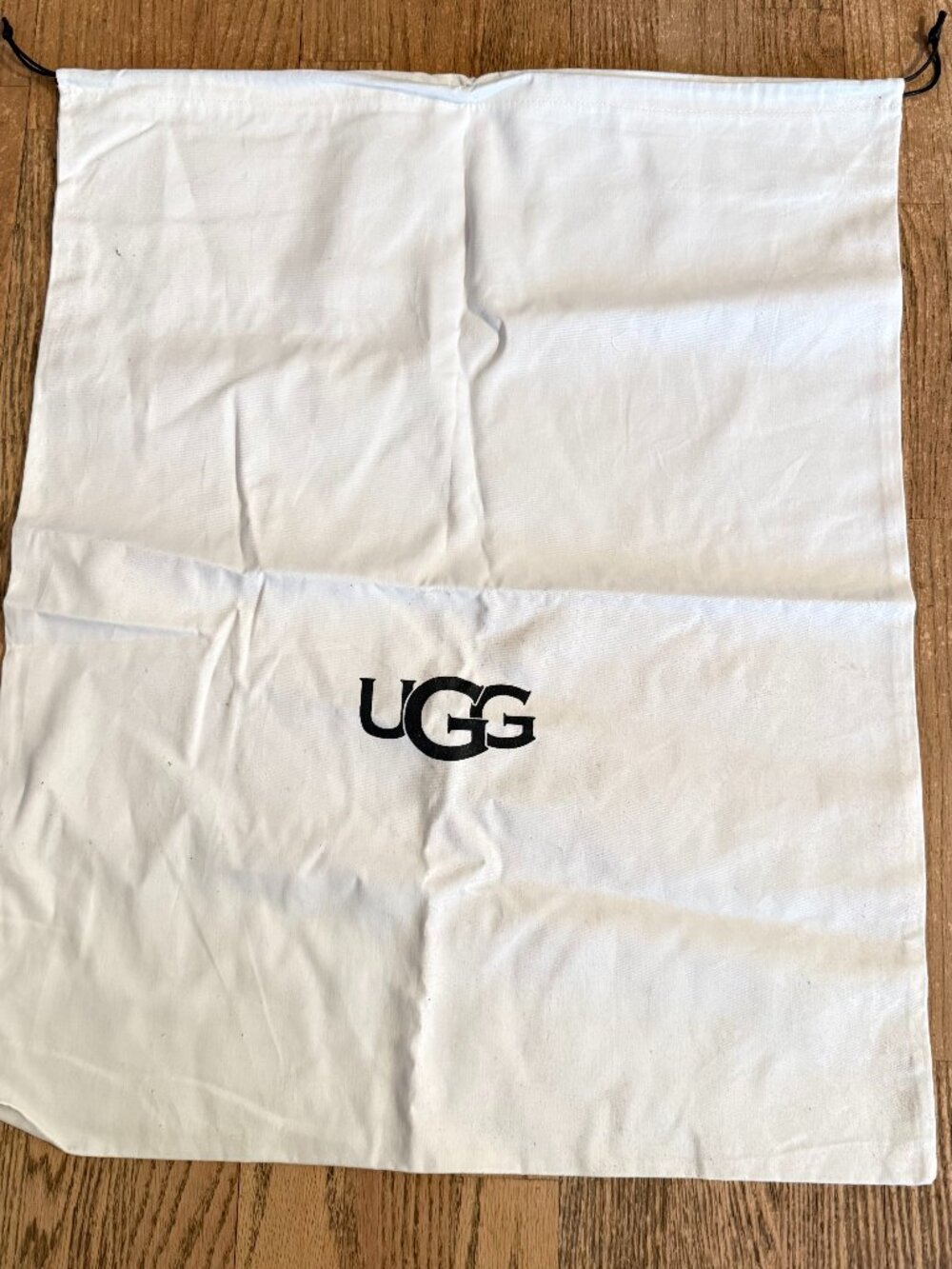 UGG EXTRA LARGE DUST BAG FOR BOOTS / TRAVEL 22" X 27"